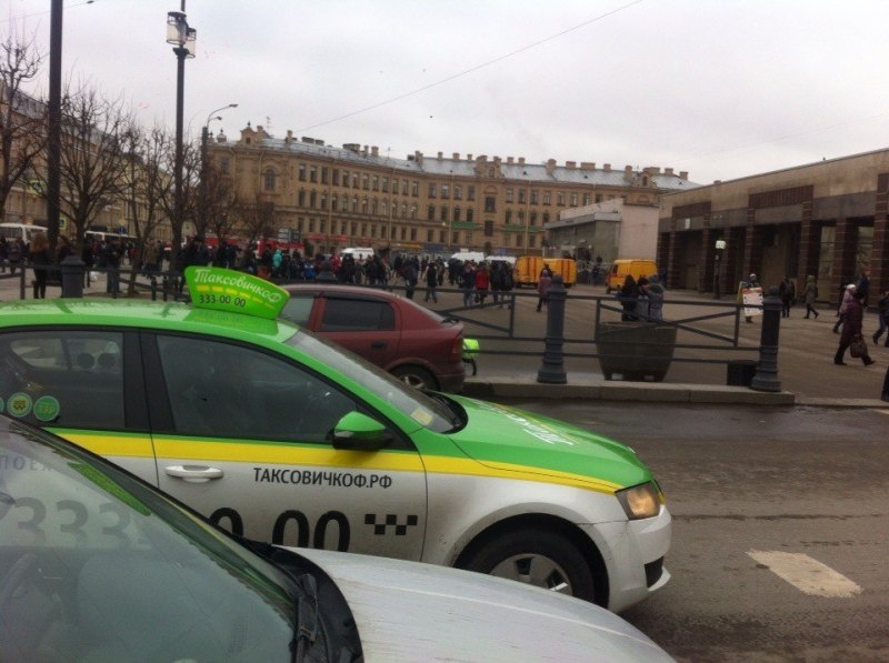 ТаксовичкоФ отправил такси на помощь жертвам взрывов в Санкт-Петербургском метро