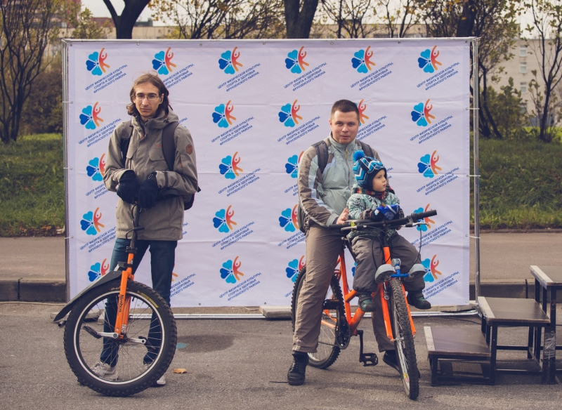 «ГрузовичкоФ» и «ТаксовичкоФ» закрыли велосезон 